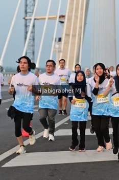 Runner Photo 2122453