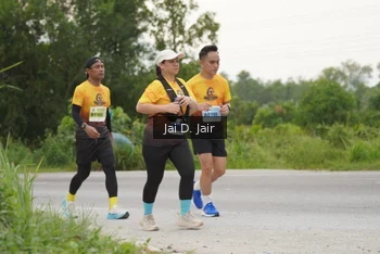 Runner Photo 2122623