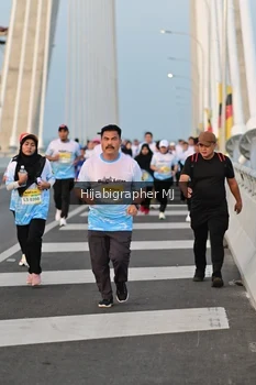 Runner Photo 2122895