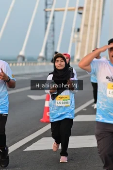 Runner Photo 2122918