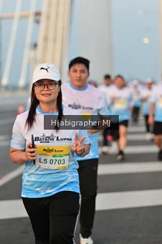 Runner Photo 2123030