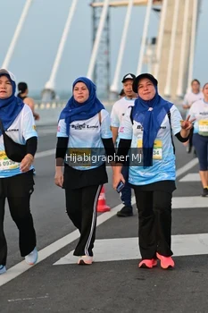 Runner Photo 2123114