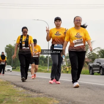 Runner Photo 2123332
