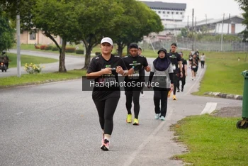 Runner Photo 2123434