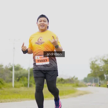Runner Photo 2123577