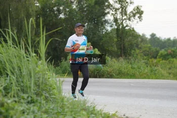 Runner Photo 2123941