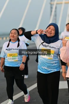 Runner Photo 2124028