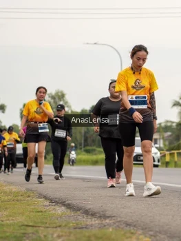Runner Photo 2124514