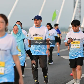 Runner Photo 2124674