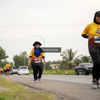 Runner Photo 2124686