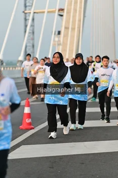 Runner Photo 2124725