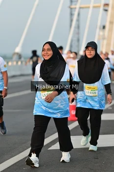 Runner Photo 2124739