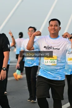Runner Photo 2124871