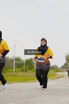 Runner Photo 2124996