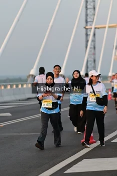 Runner Photo 2125070
