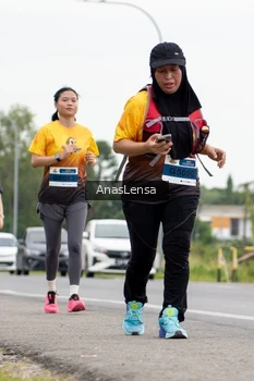 Runner Photo 2125916