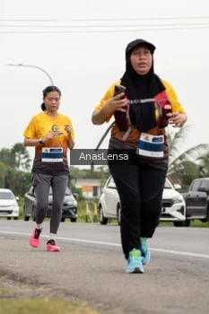 Runner Photo 2125939