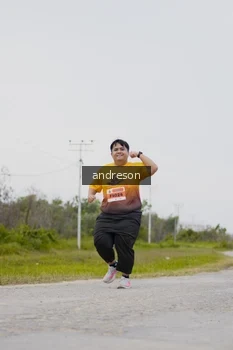 Runner Photo 2125984