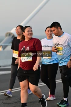 Runner Photo 2126264