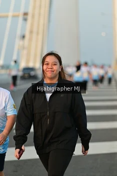Runner Photo 2126320