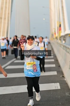Runner Photo 2126387
