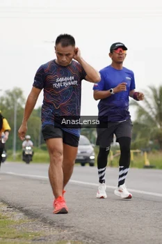 Runner Photo 2126522