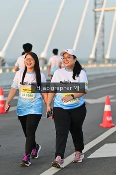 Runner Photo 2126718