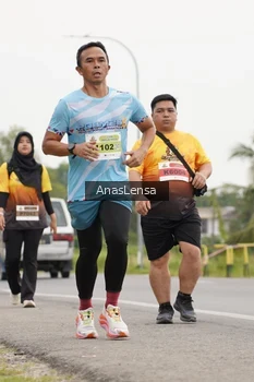 Runner Photo 2126821