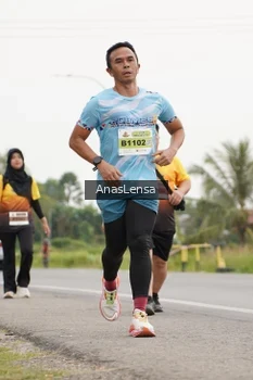 Runner Photo 2126834