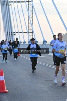 Runner Photo 2126867