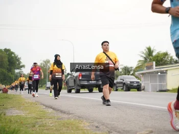 Runner Photo 2126876