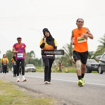 Runner Photo 2126906