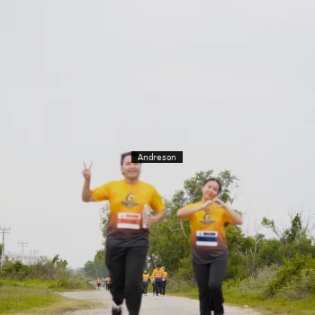 Runner Photo 2126954