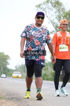 Runner Photo 2127113