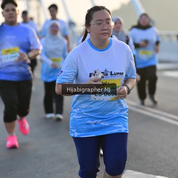 Runner Photo 2127772