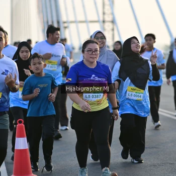 Runner Photo 2127811