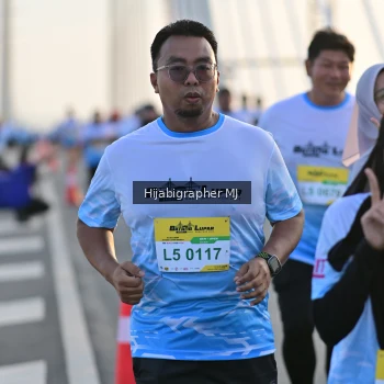 Runner Photo 2127834