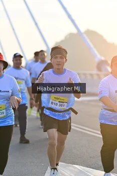 Runner Photo 2127904