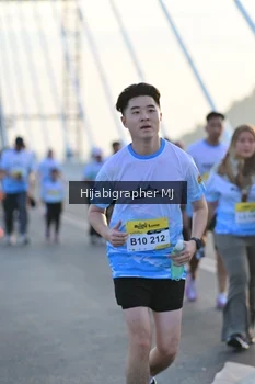 Runner Photo 2127929