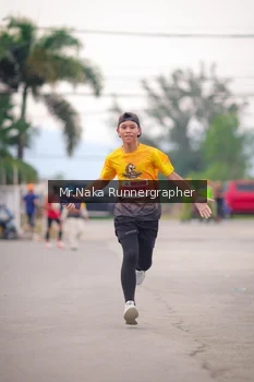 Runner Photo 2128010