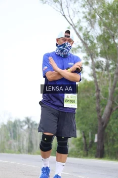 Runner Photo 2128036