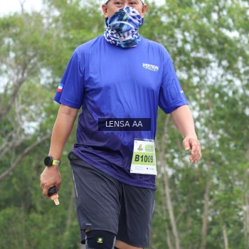Runner Photo 2128078