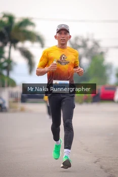 Runner Photo 2128083