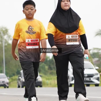 Runner Photo 2128128