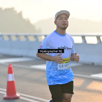 Runner Photo 2128131