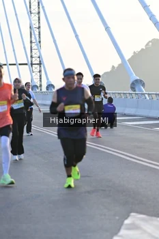 Runner Photo 2128179