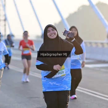Runner Photo 2128255