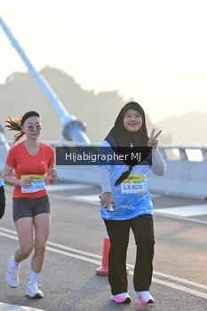 Runner Photo 2128267