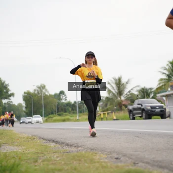 Runner Photo 2128268