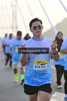 Runner Photo 2128347